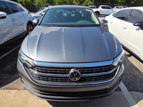 Photos of 2022 Volkswagen Jetta 1.5T SE for sale in Warner Robins, GA at Hyundai Warner Robins