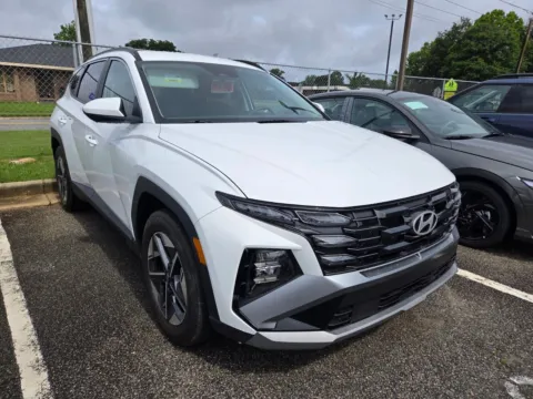 White 2025 Hyundai Tucson SEL for sale in Warner Robins, GA