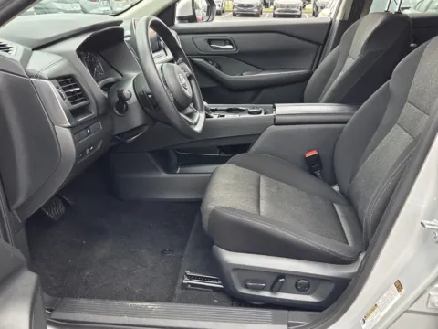 More photos of 2024 Nissan Rogue SV at Hyundai Warner Robins, GA