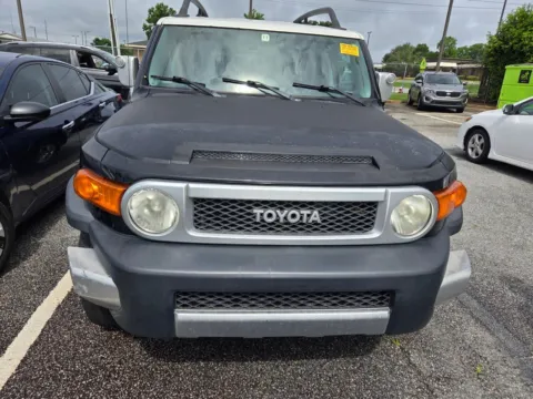 Photos of 2007 Toyota FJ Cruiser for sale in Warner Robins, GA at Hyundai Warner Robins