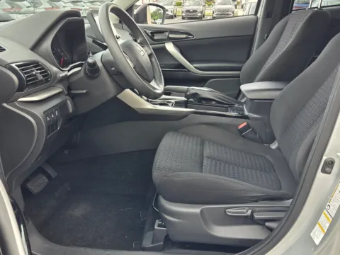 More photos of 2024 Mitsubishi Eclipse Cross LE at Hyundai Warner Robins, GA