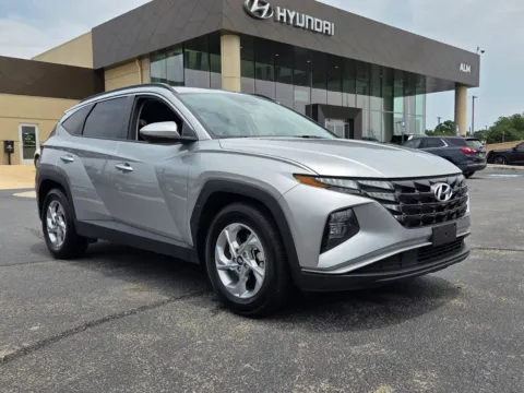 Silver 2024 Hyundai Tucson SEL for sale in Warner Robins, GA
