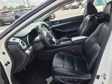 More photos of 2023 Nissan Maxima SV at Hyundai Warner Robins, GA