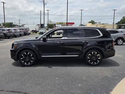 More photos of 2024 Kia Telluride SX at Hyundai Warner Robins, GA