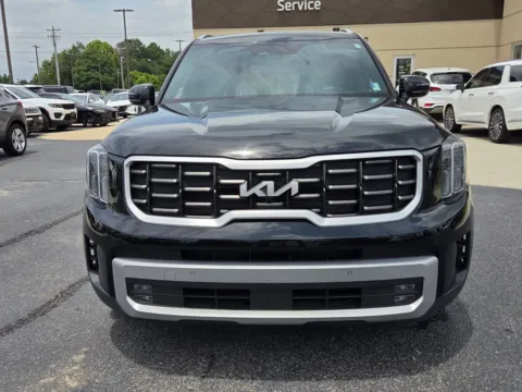 Photos of 2024 Kia Telluride SX for sale in Warner Robins, GA at Hyundai Warner Robins