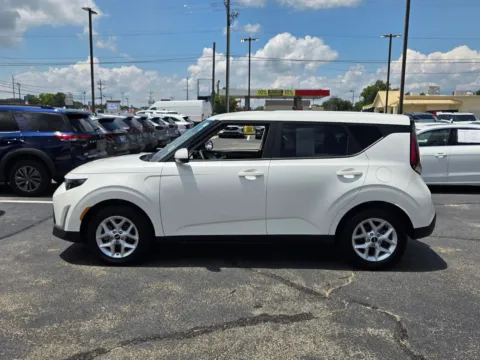 More photos of 2025 Kia Soul LX at Hyundai Warner Robins, GA