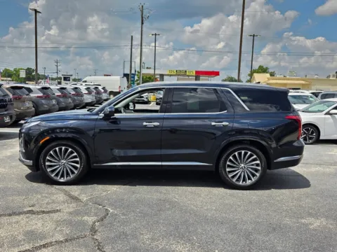 More photos of 2024 Hyundai Palisade Calligraphy at Hyundai Warner Robins, GA