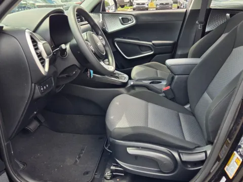 More photos of 2025 Kia Soul LX at Hyundai Warner Robins, GA