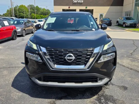 Photos of 2023 Nissan Rogue SV for sale in Warner Robins, GA at Hyundai Warner Robins