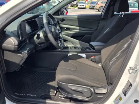 More photos of 2025 Hyundai Elantra SEL Sport at Hyundai Warner Robins, GA
