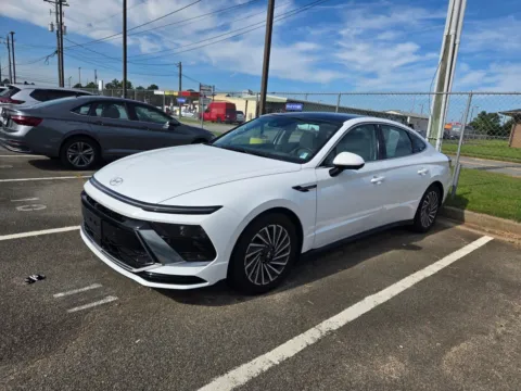 Another view of 2024 Hyundai Sonata Hybrid Limited for sale in Warner Robins, GA at Hyundai Warner Robins