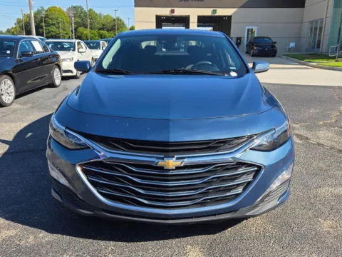 Photos of 2024 Chevrolet Malibu LT for sale in Warner Robins, GA at Hyundai Warner Robins