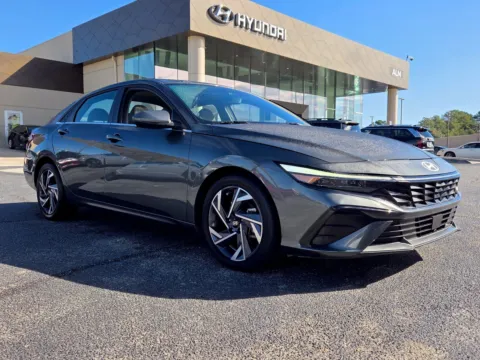 Gray 2025 Hyundai Elantra SEL Convenience for sale in Warner Robins, GA
