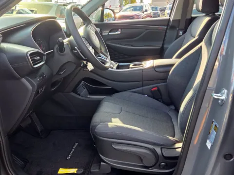 More photos of 2023 Hyundai Santa Fe SE at Hyundai Warner Robins, GA