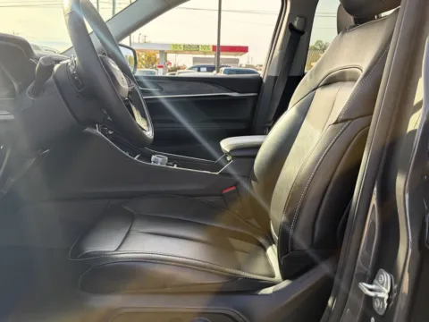 More photos of 2024 Jeep Grand Cherokee 4xe at Hyundai Warner Robins, GA