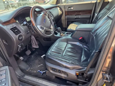 More photos of 2019 Ford Flex Limited at Hyundai Warner Robins, GA