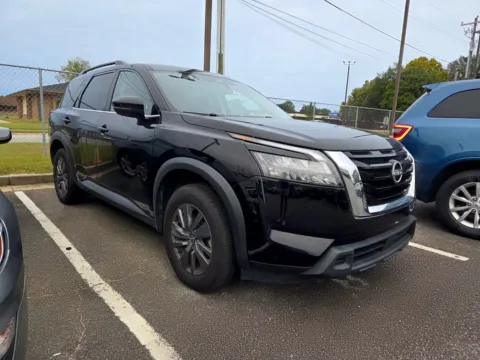 Black 2025 Nissan Pathfinder SV for sale in Warner Robins, GA