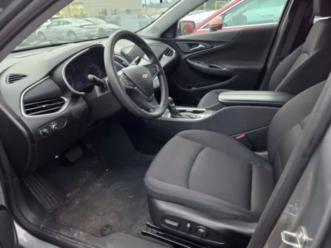 More photos of 2024 Chevrolet Malibu LT at Hyundai Warner Robins, GA