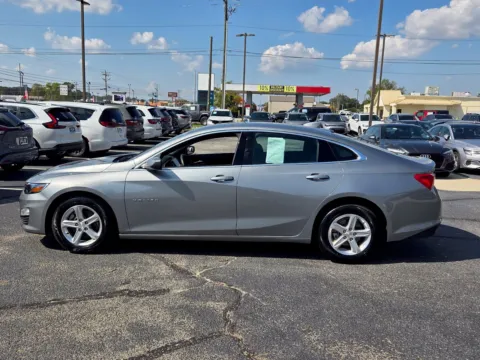 More photos of 2024 Chevrolet Malibu LT at Hyundai Warner Robins, GA