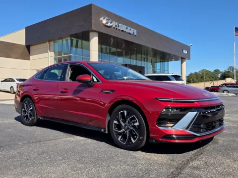 Red 2025 Hyundai Sonata SEL for sale in Warner Robins, GA