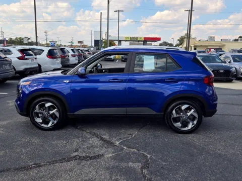 More photos of 2025 Hyundai Venue SEL at Hyundai Warner Robins, GA