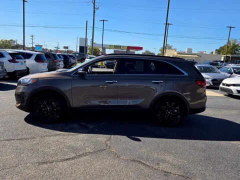 More photos of 2020 Kia Sorento S at Hyundai Warner Robins, GA