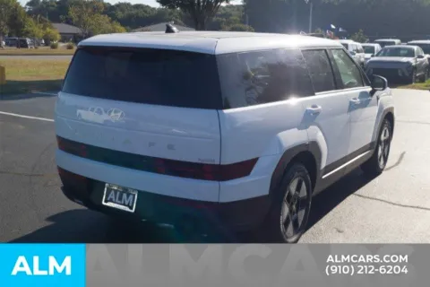 More photos of 2026 Hyundai Santa Fe Hybrid SE at ALM Hyundai Lumberton, NC
