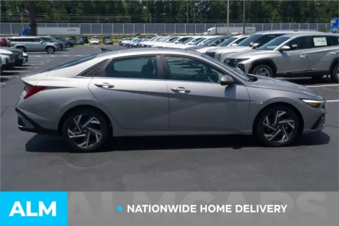 More photos of 2025 Hyundai Elantra SEL Convenience at ALM Hyundai Lumberton, NC