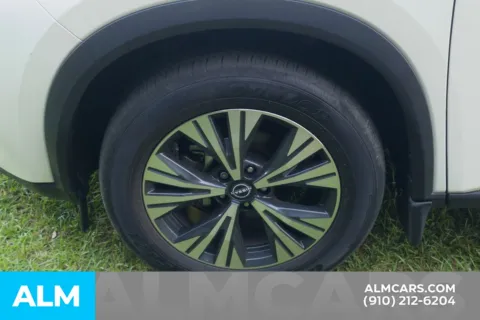 More photos of 2023 Nissan Rogue SV at ALM Hyundai Lumberton, NC