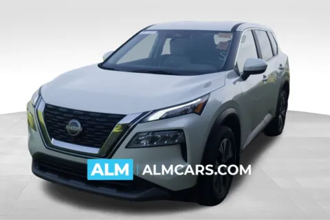 White 2023 Nissan Rogue SV for sale in Lumberton, NC