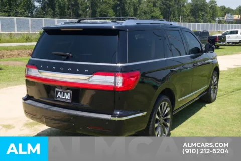 More photos of 2021 Lincoln Navigator Reserve at ALM Hyundai Lumberton, NC