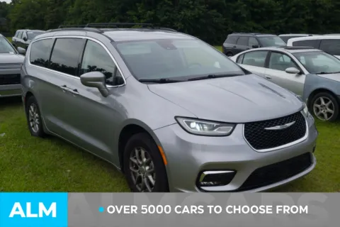 Another view of 2021 Chrysler Pacifica Touring for sale in Lumberton, NC at ALM Hyundai Lumberton