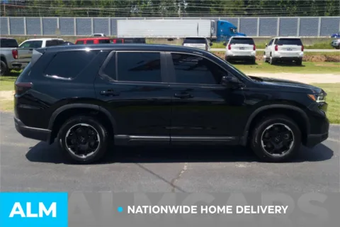 More photos of 2025 Honda Pilot EX-L at ALM Hyundai Lumberton, NC