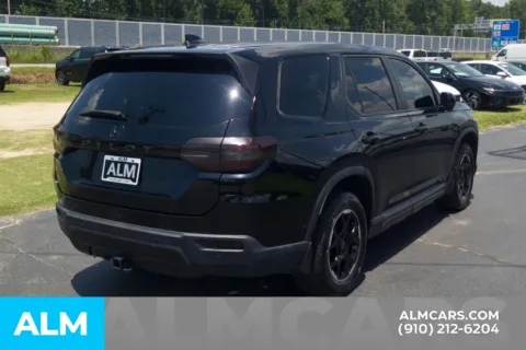 More photos of 2025 Honda Pilot EX-L at ALM Hyundai Lumberton, NC