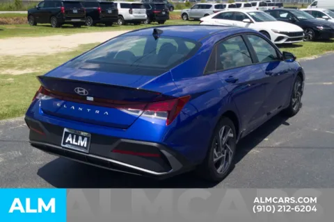 More photos of 2025 Hyundai Elantra SEL Sport at ALM Hyundai Lumberton, NC