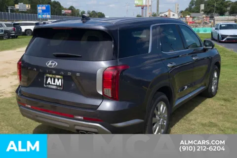 More photos of 2024 Hyundai Palisade SEL at ALM Hyundai Lumberton, NC
