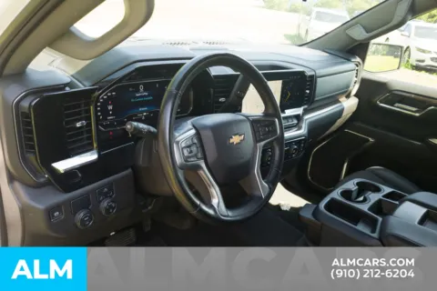 More photos of 2025 Chevrolet Silverado 1500 LT at ALM Hyundai Lumberton, NC