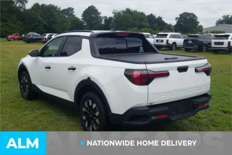 More photos of 2025 Hyundai Santa Cruz SEL at ALM Hyundai Lumberton, NC