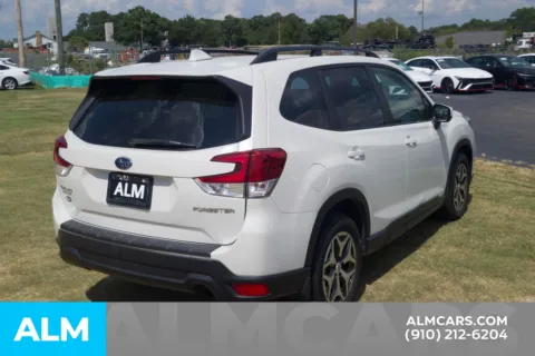 More photos of 2020 Subaru Forester Premium at ALM Hyundai Lumberton, NC