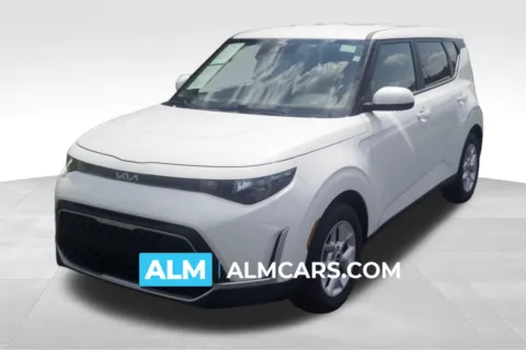 White 2025 Kia Soul LX for sale in Lumberton, NC