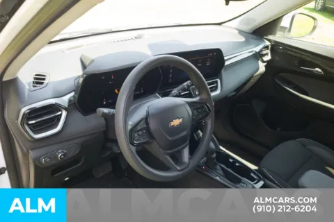 More photos of 2024 Chevrolet TrailBlazer LT at ALM Hyundai Lumberton, NC