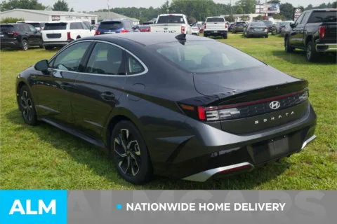 More photos of 2024 Hyundai Sonata SEL at ALM Hyundai Lumberton, NC
