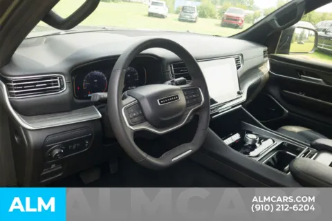 More photos of 2024 Jeep Wagoneer Series II at ALM Hyundai Lumberton, NC