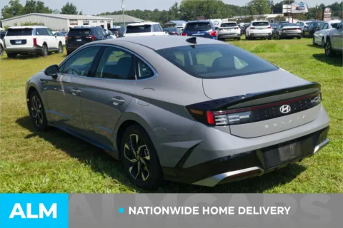 More photos of 2024 Hyundai Sonata SEL at ALM Hyundai Lumberton, NC