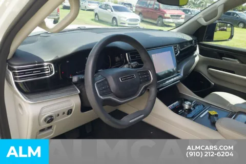 More photos of 2024 Jeep Wagoneer L Series III at ALM Hyundai Lumberton, NC