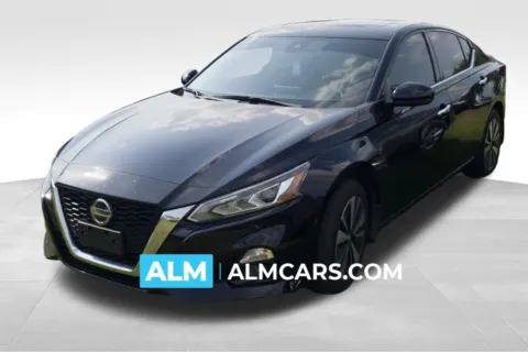 Black 2019 Nissan Altima 2.5 SV for sale in Lumberton, NC