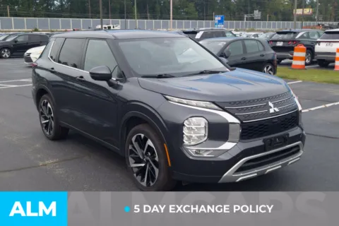 Another view of 2024 Mitsubishi Outlander SE for sale in Lumberton, NC at ALM Hyundai Lumberton