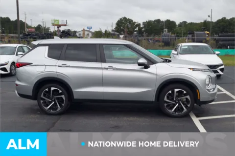 More photos of 2024 Mitsubishi Outlander SE at ALM Hyundai Lumberton, NC