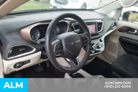 More photos of 2022 Chrysler Voyager LX at ALM Hyundai Lumberton, NC