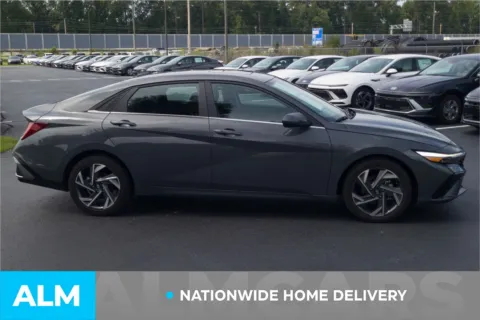 More photos of 2025 Hyundai Elantra SEL Convenience at ALM Hyundai Lumberton, NC